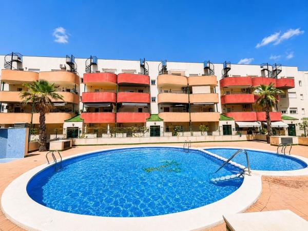 Venta de piso en Piso en Avenida de Daya Nueva, Almoradí, Almoradí
thumbnail 1