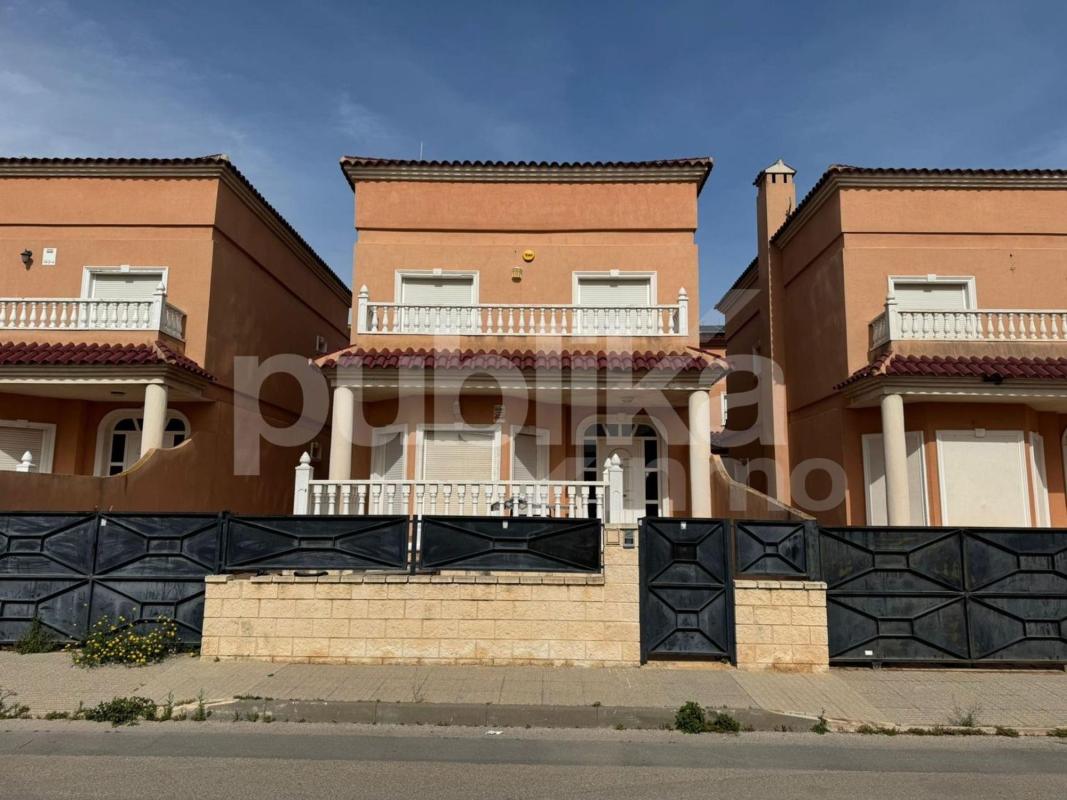 Propiedades en venta y alquiler en España photo 1