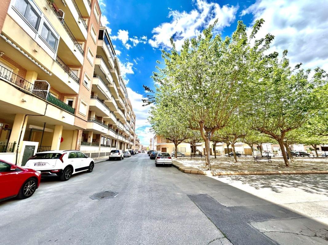 Venta de piso en Piso en Calle Granados, Almoradí, Almoradí
photo 1