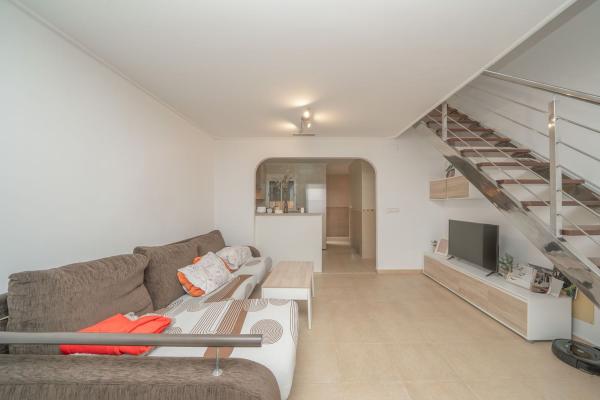 Chalet pareado en Calle Fermín Galán y García, Almoradí photo 1