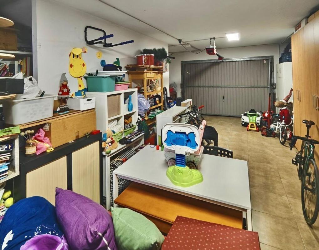 Properties for sale and rent in Spain photo 4