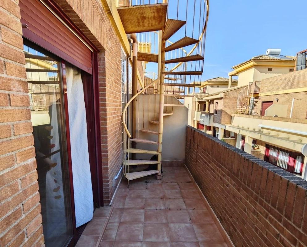 Properties for sale and rent in Spain photo 5