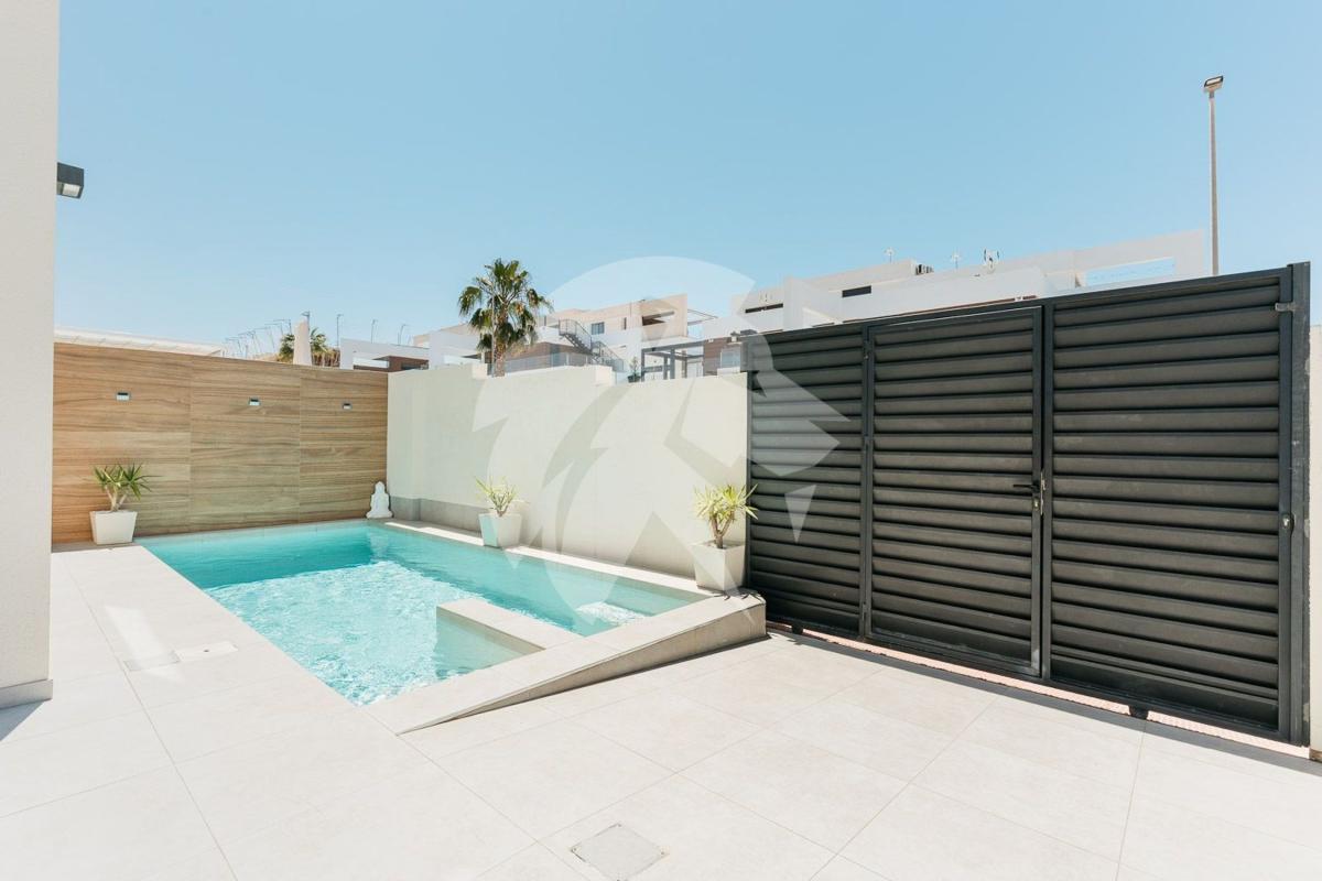 Properties for sale and rent in Spain photo 4