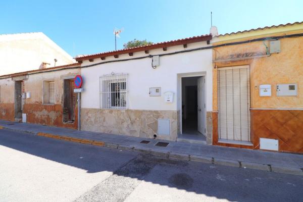 Частный шале на продаже в Casa o chalet en Calle Vicente Blasco Ibáñez, Benijofar, Бенихофар thumbnail 1