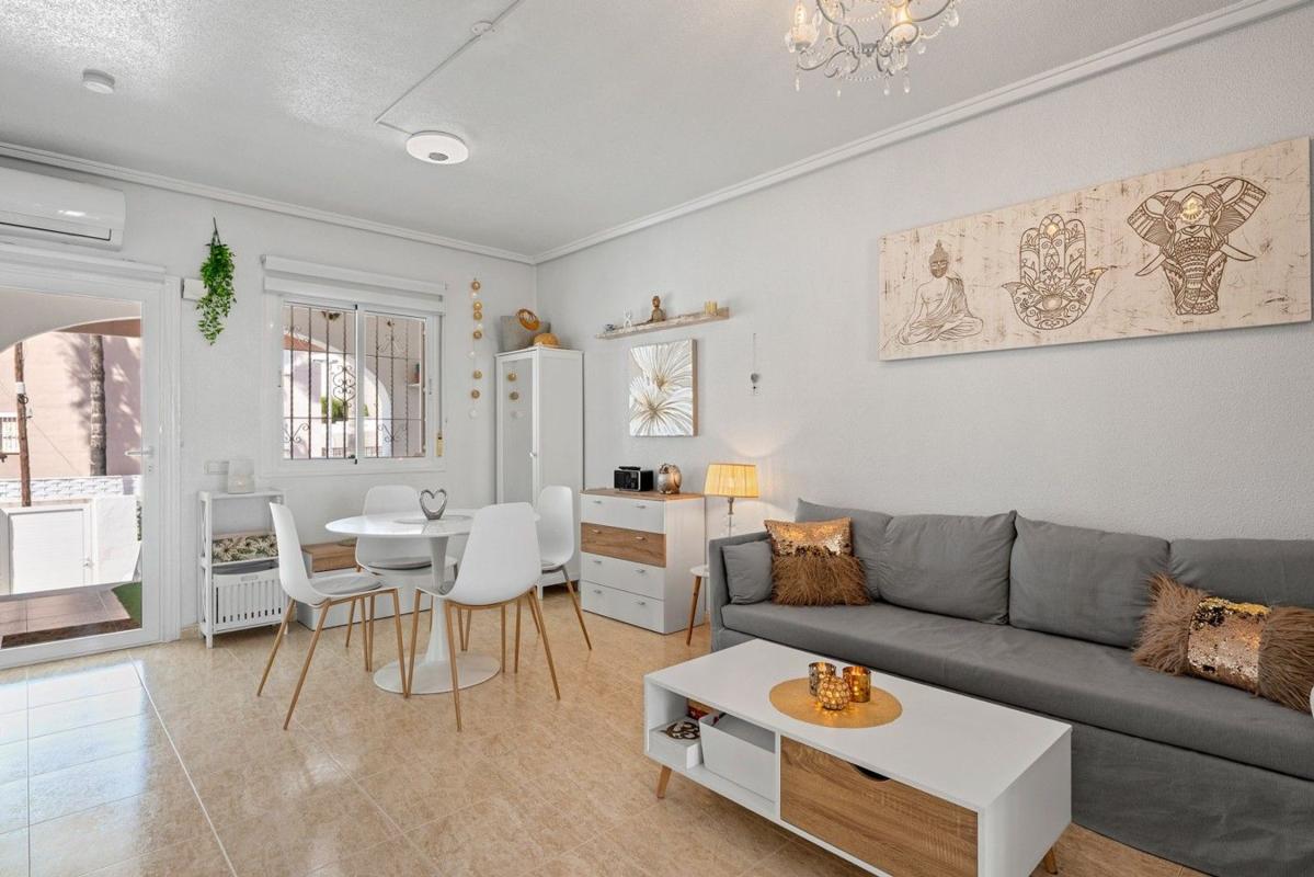 Properties for sale and rent in Spain photo 5