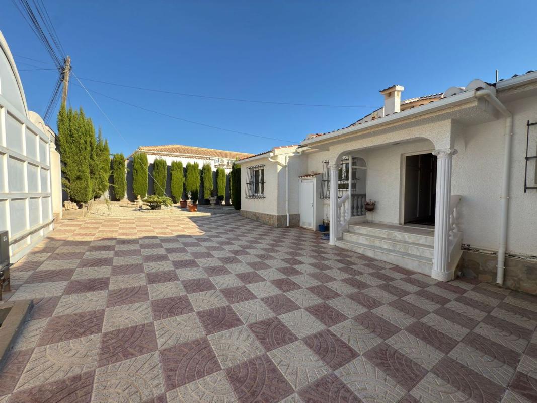 Propiedades en venta y alquiler en España photo 5