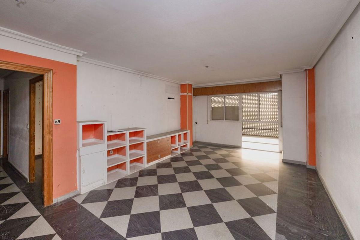 Продажа квартиры на Piso en Calle Moreal s/n, Bigastro, Бигастро
photo 2