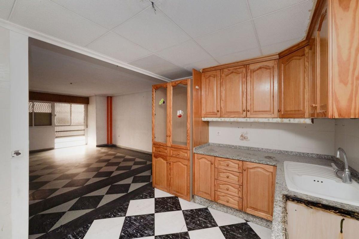 Продажа квартиры на Piso en Calle Moreal s/n, Bigastro, Бигастро
photo 5