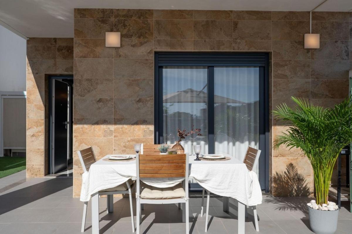 Properties for sale and rent in Spain photo 3