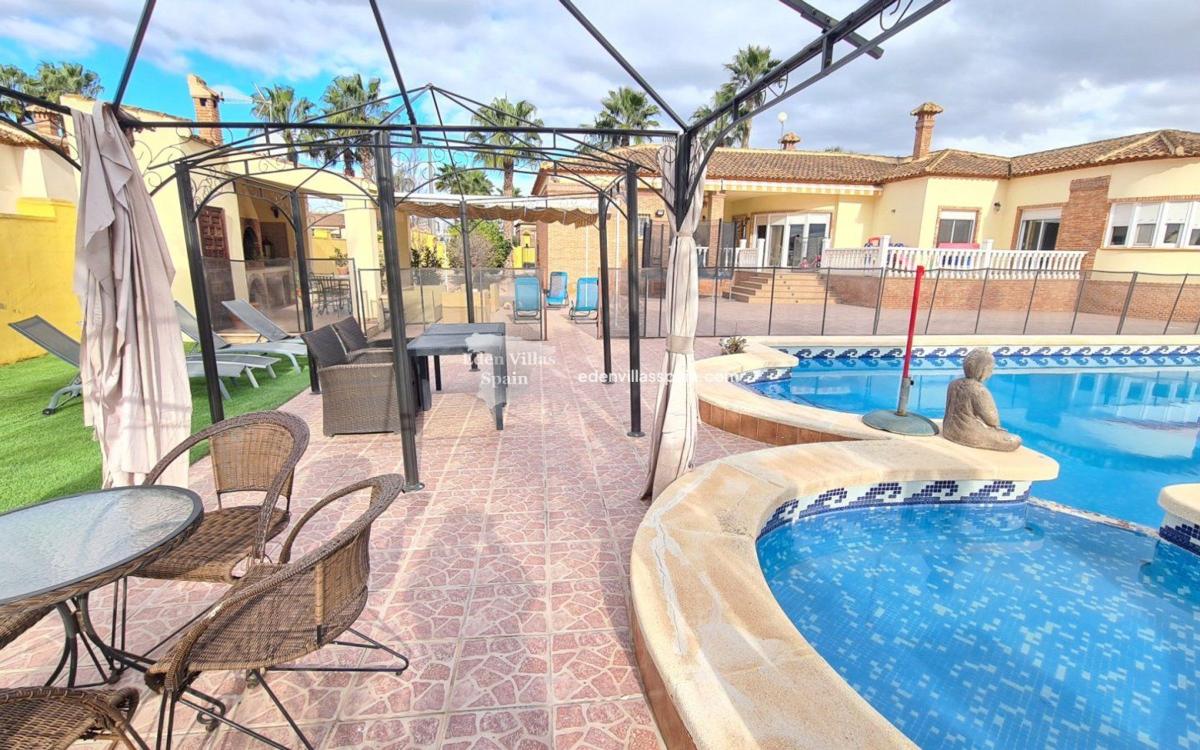 Properties for sale and rent in Spain photo 1