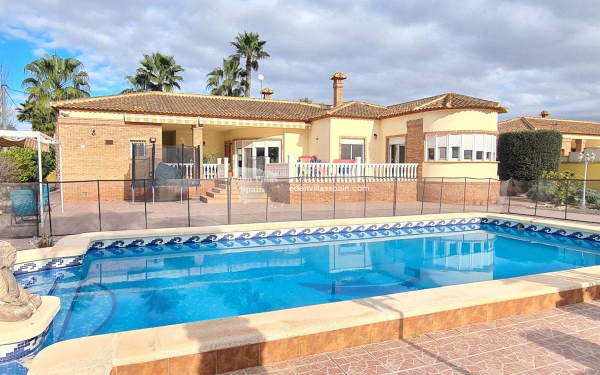 Properties for sale and rent in Spain photo 3