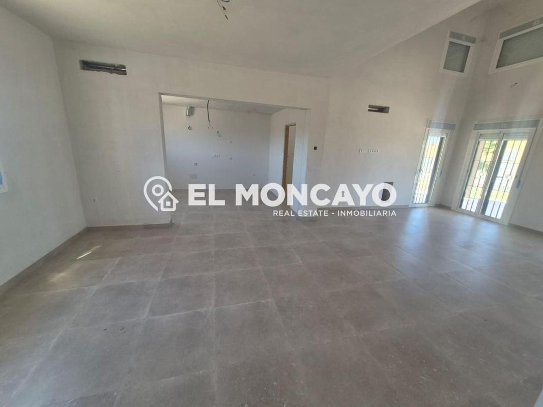Properties for sale and rent in Spain photo 5