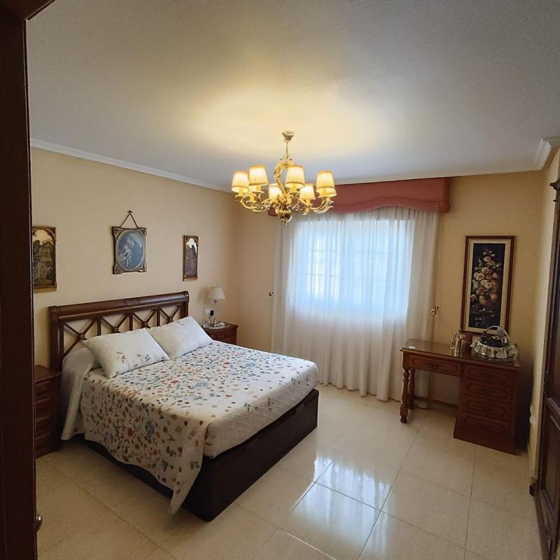Properties for sale and rent in Spain photo 5