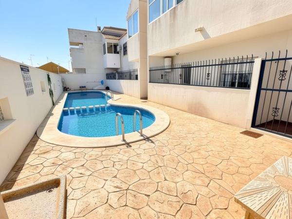 Sale of flat in Piso en Bodega La, 31, Daya Nueva, Daya Nueva
photo 1