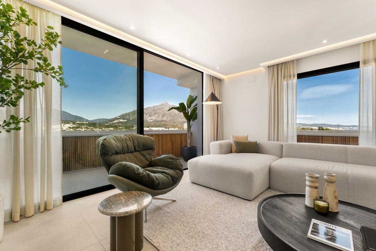 Sprzedaż poddasza w Calle de las Adelfas, 7, Nueva Andalucía, Marbella, Marbella photo 5