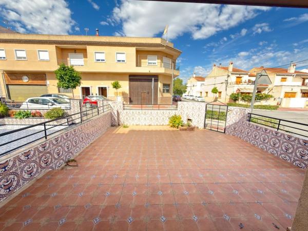 Chalet adosado en Dolores photo 2
