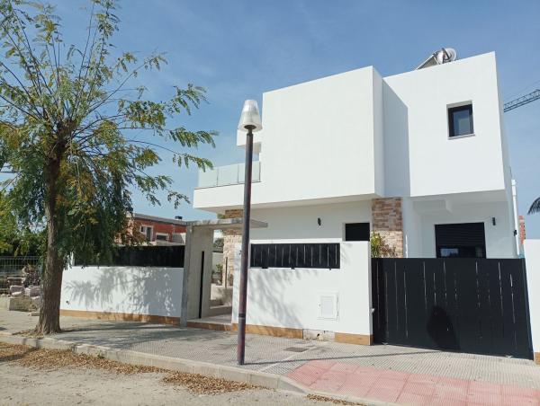 Casa o chalet independiente en Dolores photo 1