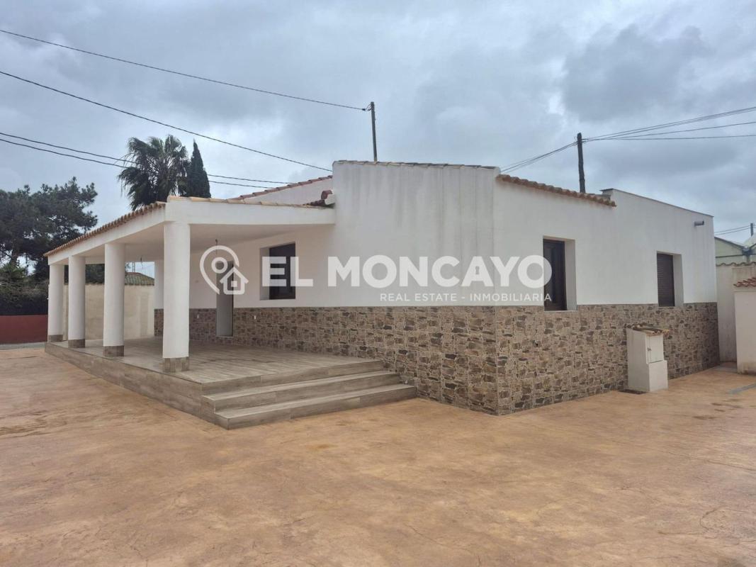 Properties for sale and rent in Spain photo 1