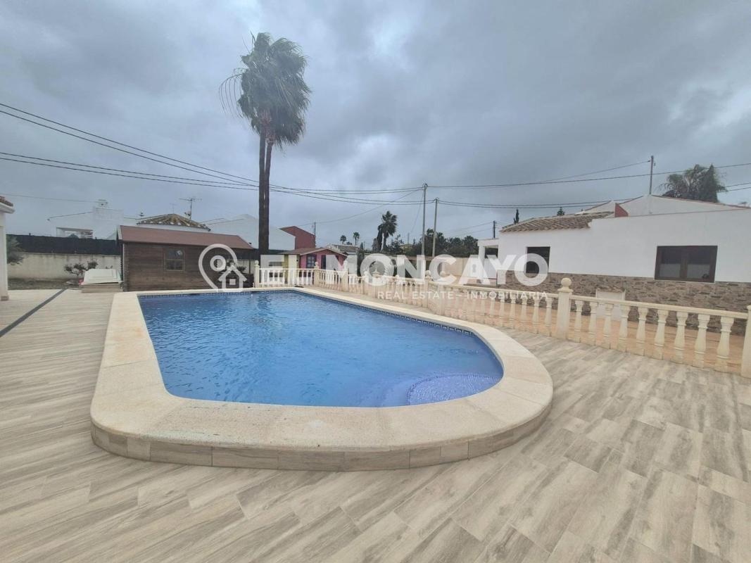 Properties for sale and rent in Spain photo 3
