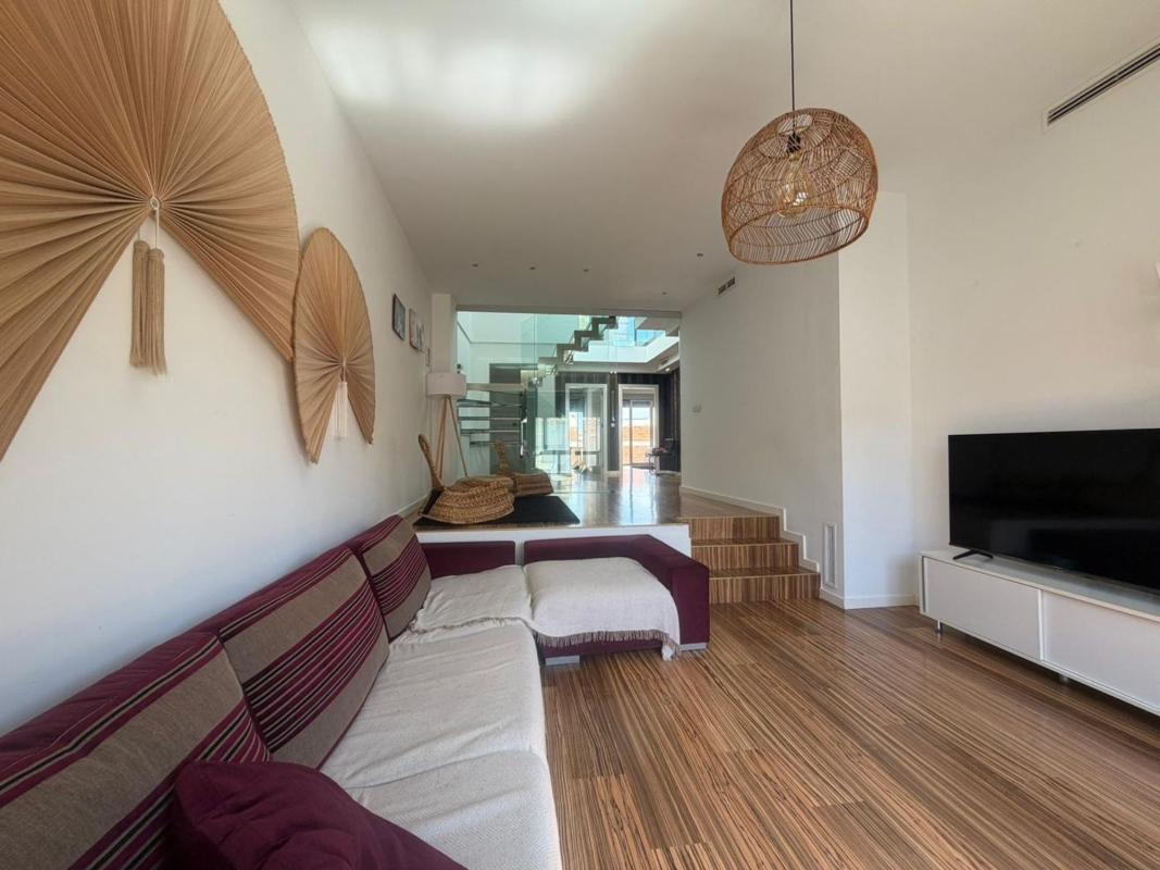 Properties for sale and rent in Spain photo 4