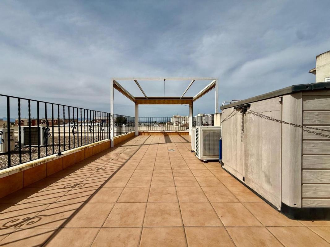 Properties for sale and rent in Spain photo 2