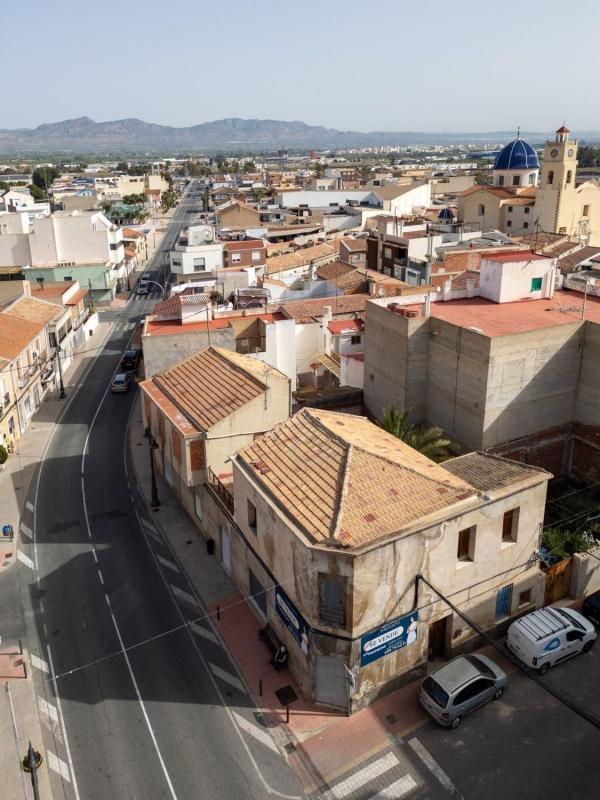 Properties for sale and rent in Spain photo 1