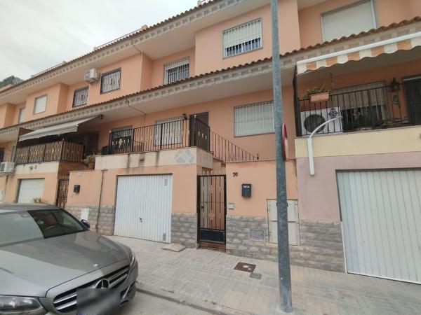 Chalet adosado en Granja de Rocamora photo 3