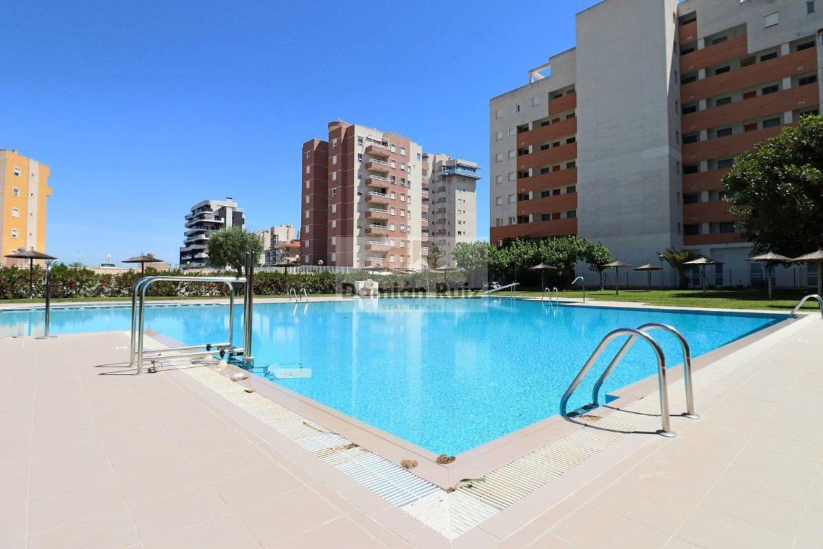 Venta de piso en Piso en Avenida del Puerto, 33, Puerto Deportivo, Guardamar del Segura, Guardamar del Segura
photo 1
