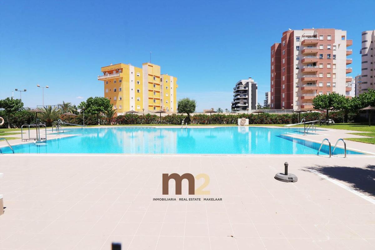 Venta de piso en Piso en Puerto Del, Puerto Deportivo, Guardamar del Segura, Guardamar del Segura
photo 2