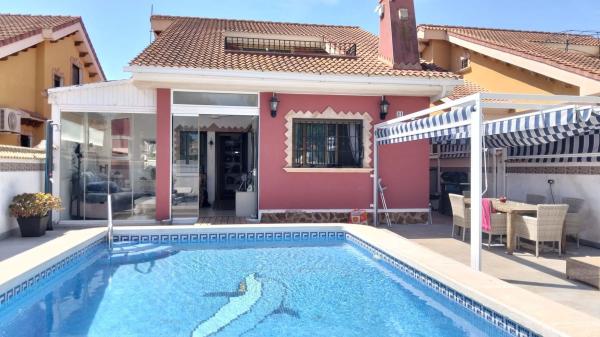 Duplex for sale on Dúplex en Avenida Joaquín Chapaprieta, 31, Urbanizaciones, Guardamar del Segura, Guardamar del Segura photo 1