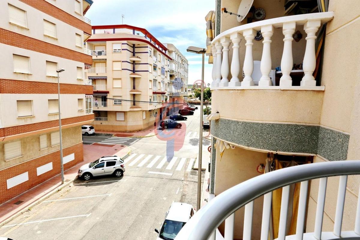 Venta de piso en Piso en Plaza Médico José María Sanz, 8, Las Viñas, Guardamar del Segura, Guardamar del Segura
photo 5