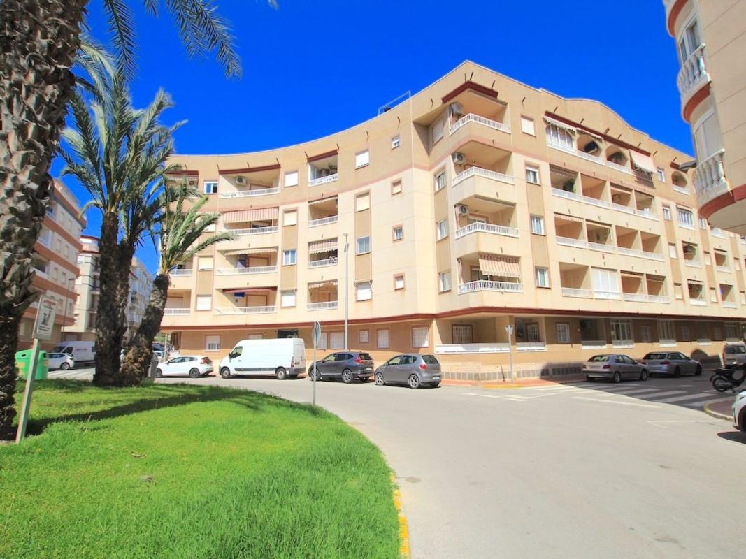 Venta de piso en Piso en Plaza Médico José María Sanz, 1, Las Viñas, Guardamar del Segura, Guardamar del Segura
photo 3