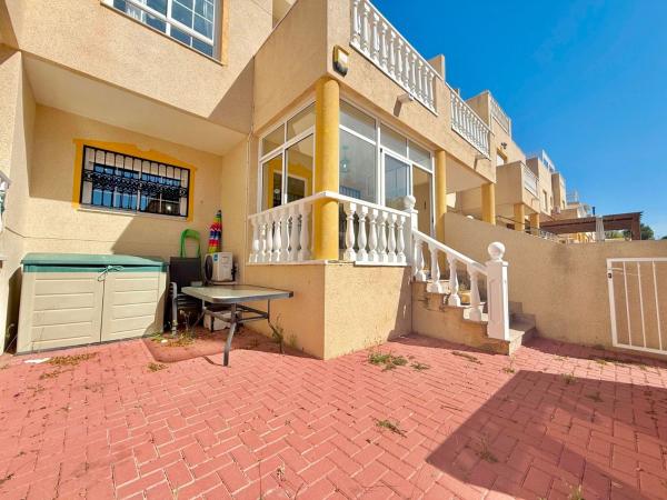 Independent chalet for sale in Casa o chalet en Calle Jaume de Soler, 33, Urbanizaciones, Guardamar del Segura, Guardamar del Segura
thumbnail 2