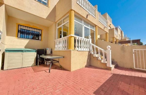 Chalet adosado en Urbanizaciones, Guardamar del Segura photo 1