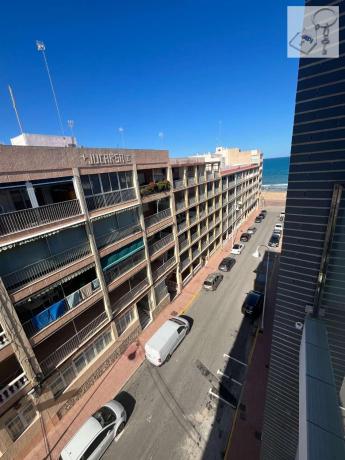 Продажа квартиры на Piso en Calle Blasco Ibáñez, Guardamar Playa, Guardamar del Segura, Гуардамар-дель-Сегура
 photo 2