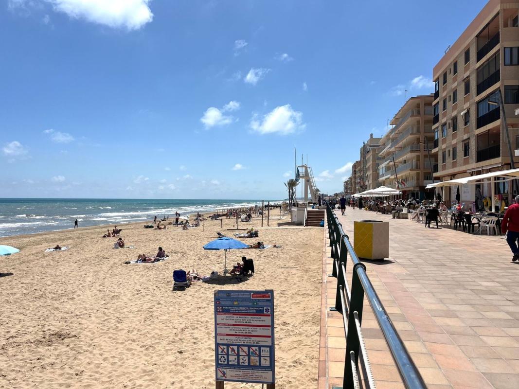Продажа дуплекса на Dúplex en Avenida de Cervantes s/n, Guardamar Playa, Guardamar del Segura, Гуардамар-дель-Сегура photo 4