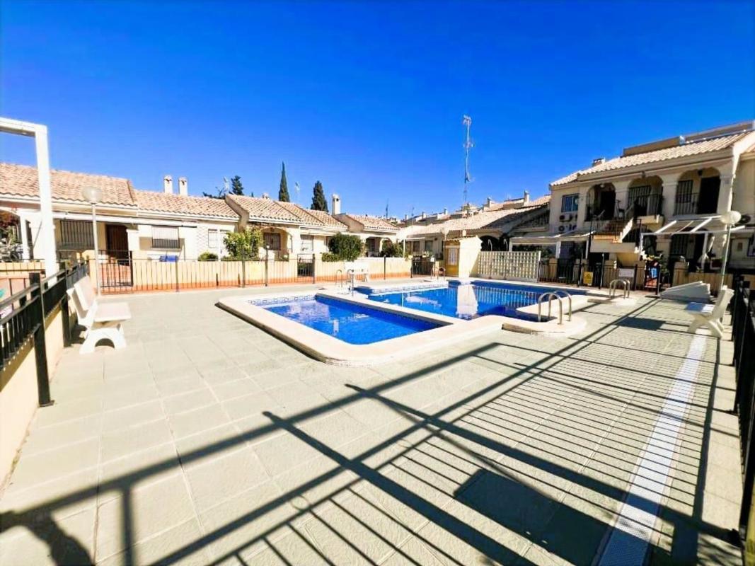 Propiedades en venta y alquiler en España photo 1