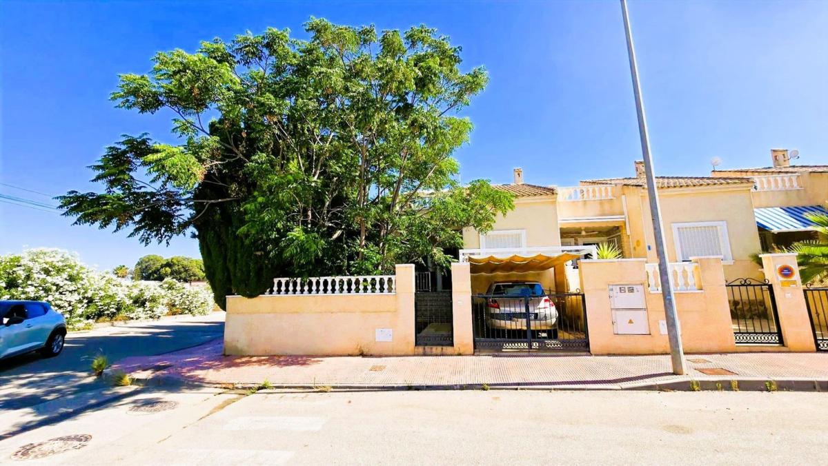 Propiedades en venta y alquiler en España photo 2