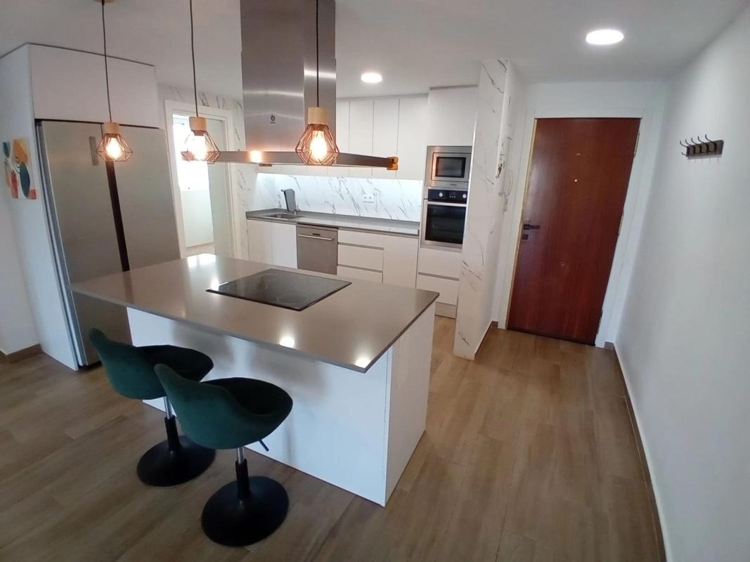 Venta de piso en Piso en Federico Garcia Lorca, 30, Zona Pueblo, Guardamar del Segura, Guardamar del Segura
photo 1