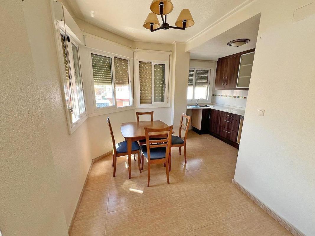 Venta de piso en Piso en Calle Sant Pere, Zona Pueblo, Guardamar del Segura, Guardamar del Segura
 photo 2