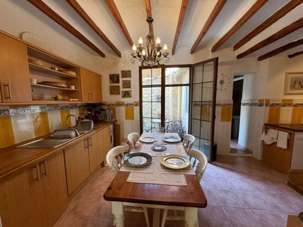 Chalet adosado en Sagra photo 1