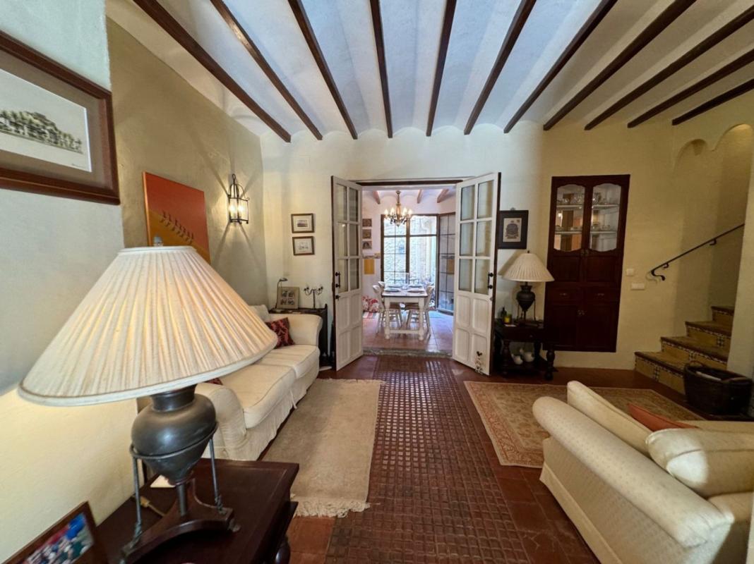 Properties for sale and rent in Spain photo 2