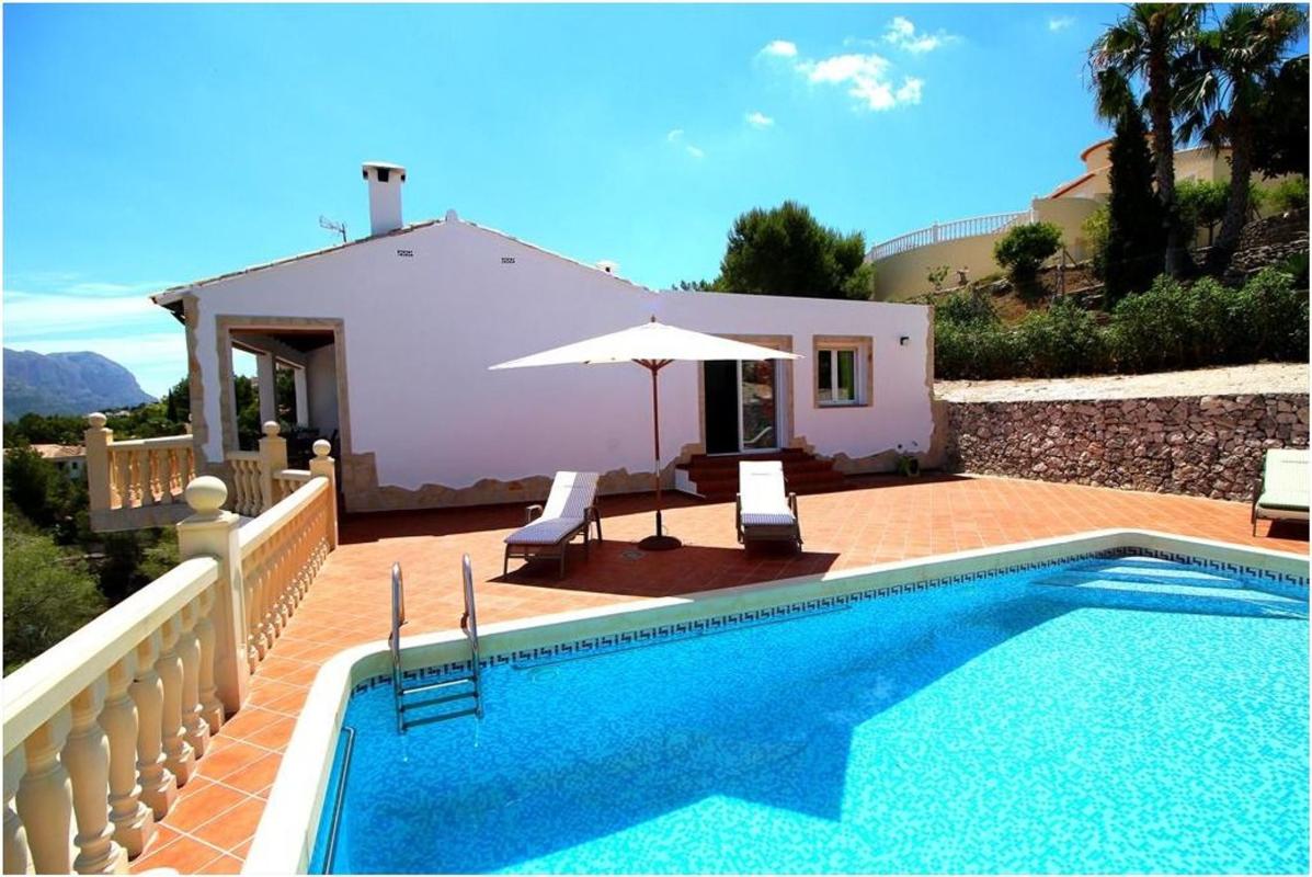 Properties for sale and rent in Spain photo 2