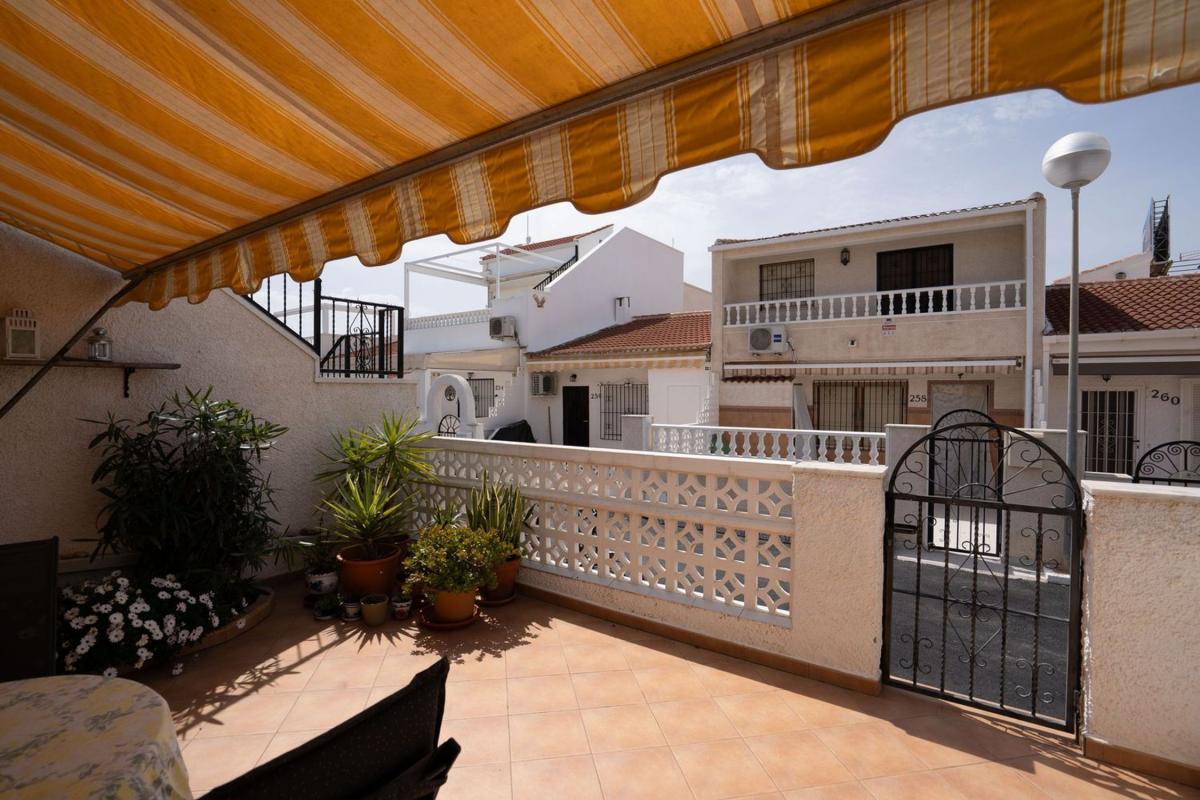 Propiedades en venta y alquiler en España photo 2