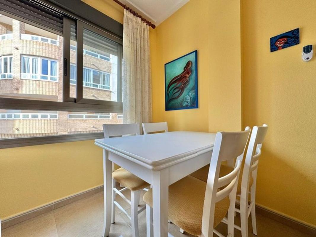 Venta de piso en Piso en Calle Cartagena, Zona Pueblo, Guardamar del Segura, Guardamar del Segura
photo 4