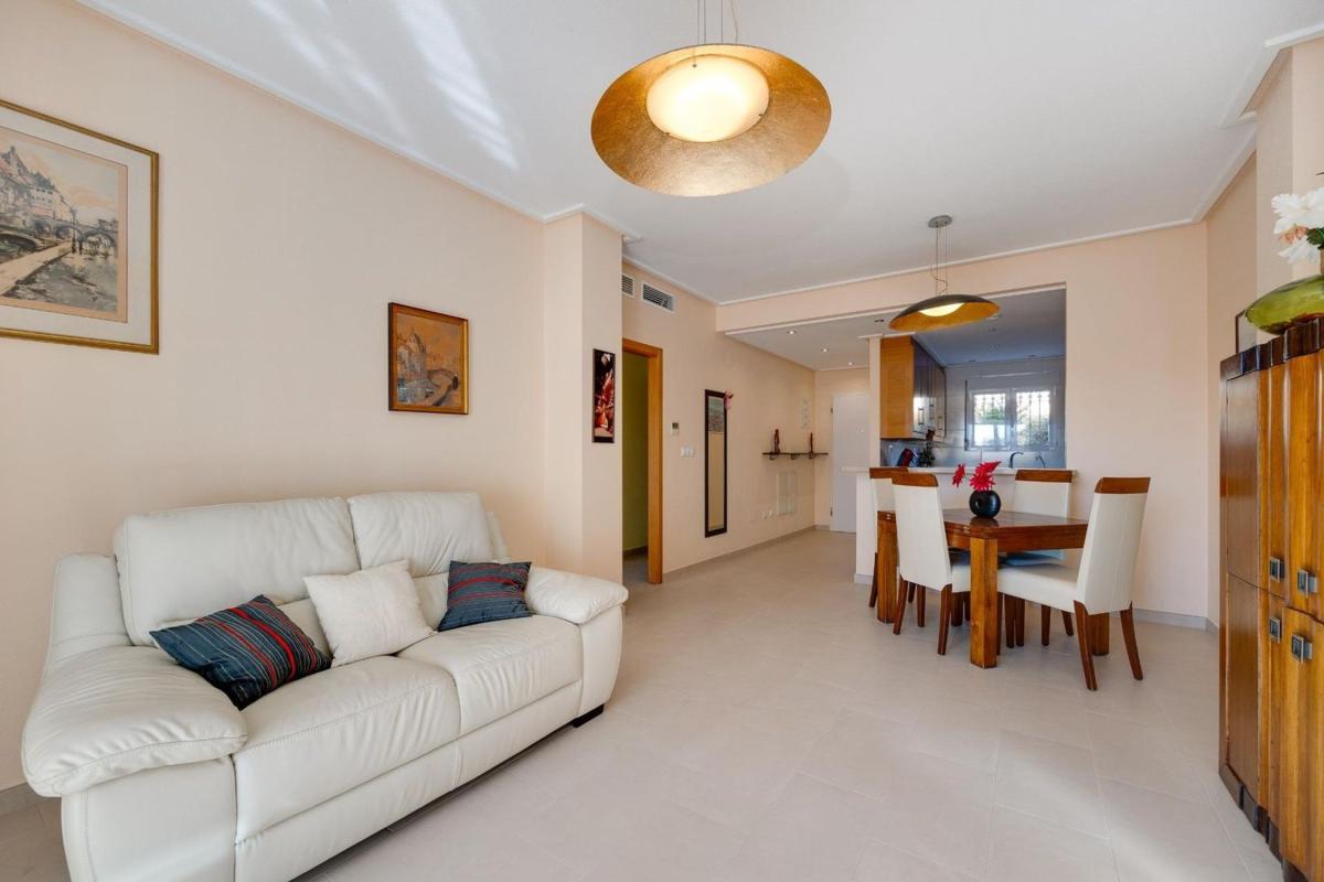Sale of apartment in Piso en Villamartín, Orihuela, Orihuela
photo 4