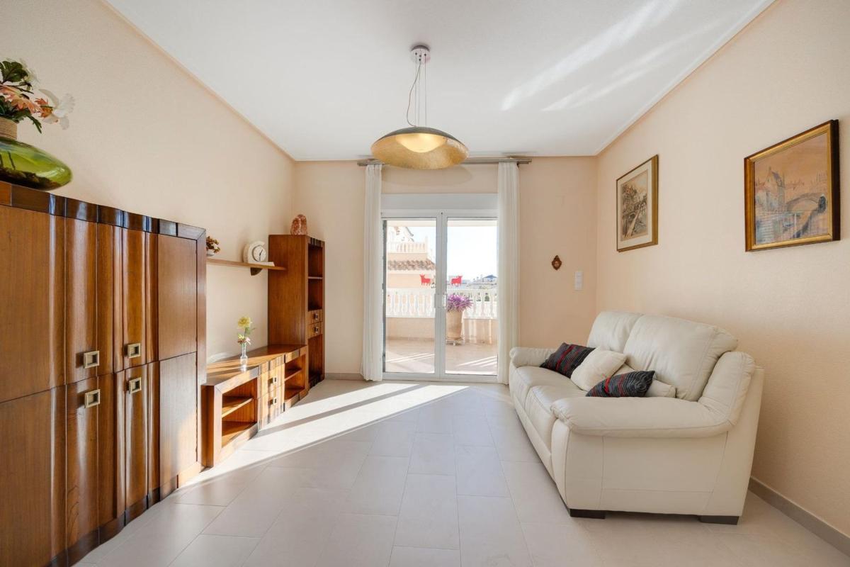 Sale of apartment in Piso en Villamartín, Orihuela, Orihuela
photo 5