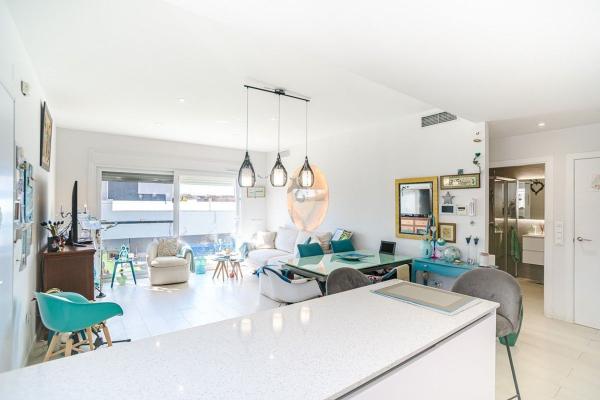 Частный шале на продаже в  Casa o chalet en Zona Pueblo, Pilar de la Horadada, Пилар де ла Орадада photo 4