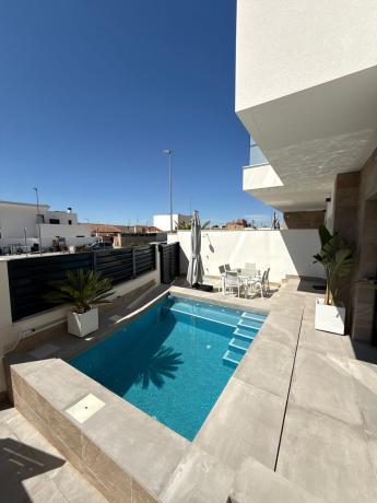 Chalet pareado en Calle Los Miras, Los Montesinos photo 4