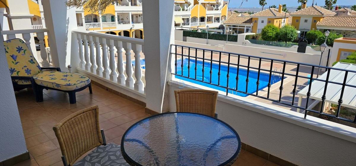 Sale of apartment in Piso en Los Montesinos, Los Montesinos
photo 3